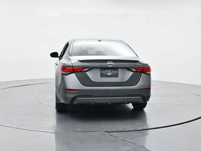 Used 2022 Nissan Sentra SV w/ Lighting Package image 8