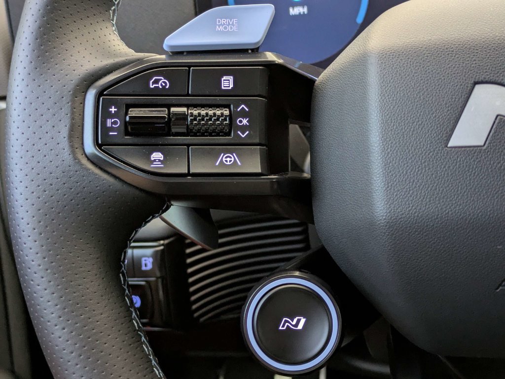 Used 2025 Hyundai Ioniq 5 N AWD/4WD image 25