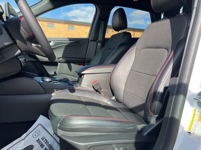 Certified 2023 Ford Escape ST-Line Select w/ Tech Pack #2 image 20