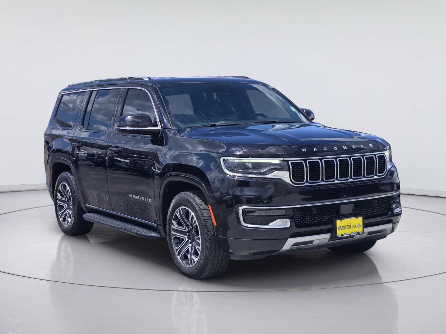 Used 2023 Jeep Wagoneer Series II AWD/4WD image 2