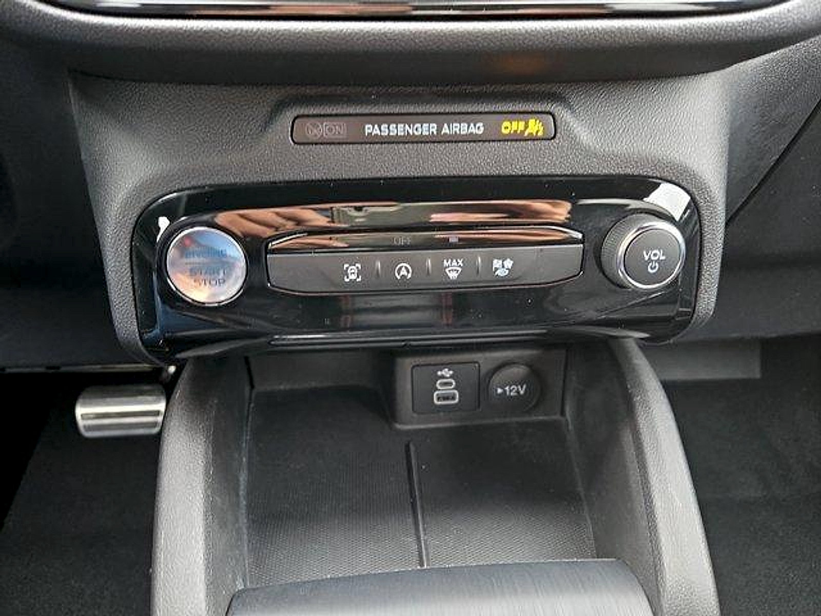 Certified 2024 Ford Escape ST-Line w/ Tech Pack #1 AWD/4WD image 20