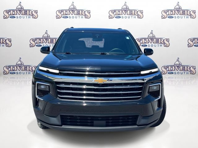 Used 2026 Chevrolet Traverse LT FWD image 8