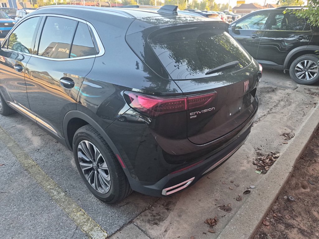 Used 2024 Buick Envision Preferred AWD/4WD image 10