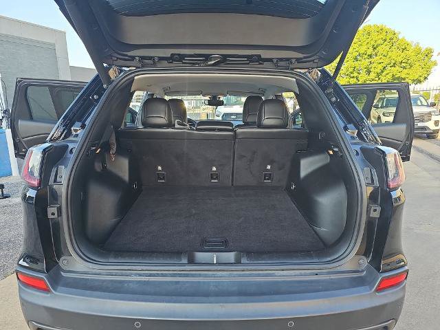 Used 2019 Jeep Cherokee Trailhawk w/ Comfort/Convenience Group AWD/4WD image 12