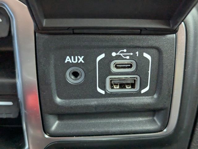 Used 2023 Jeep Gladiator Rubicon w/ LED Lighting Group image 22