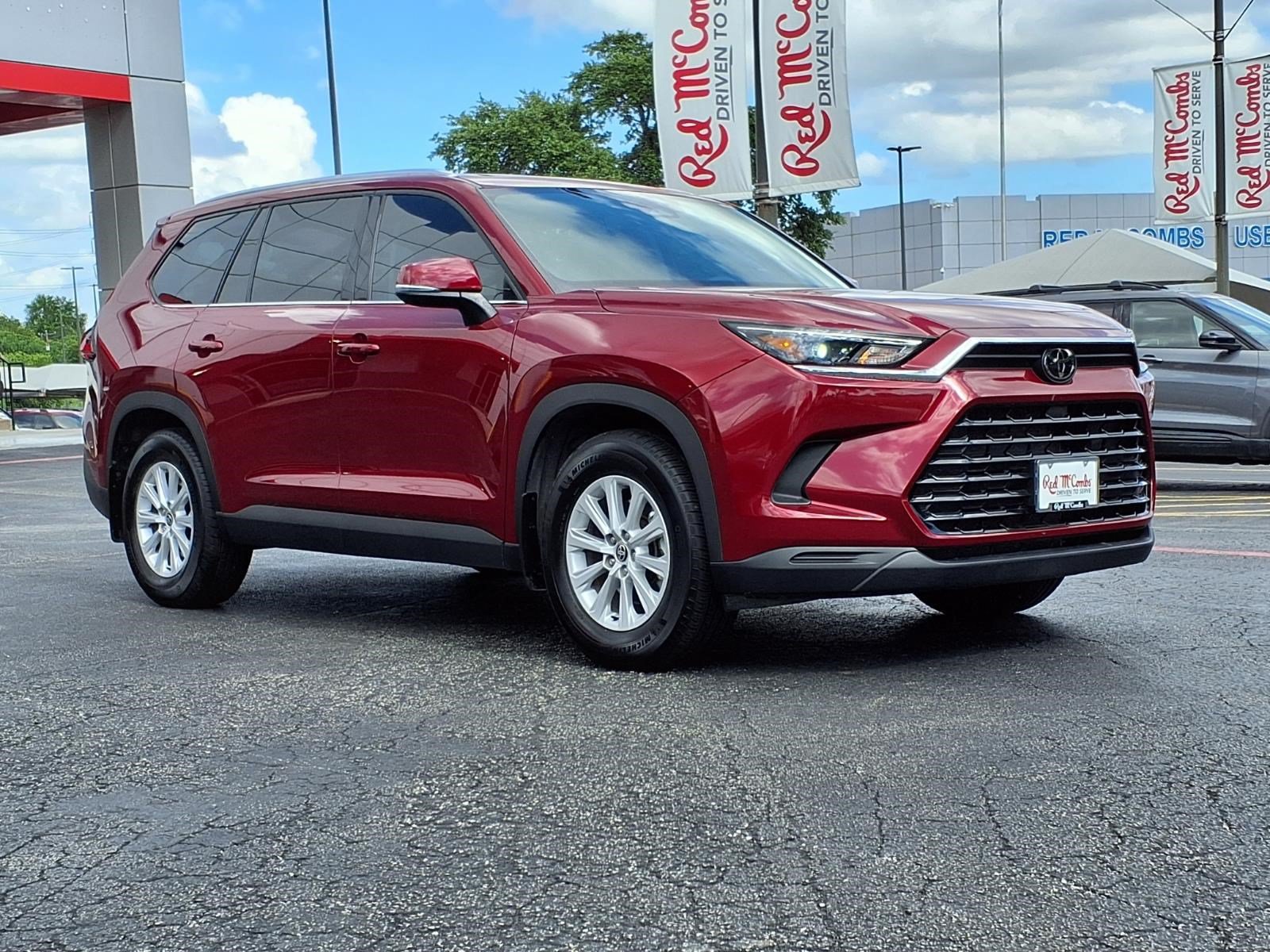 Used 2024 Toyota Grand Highlander AWD image 4