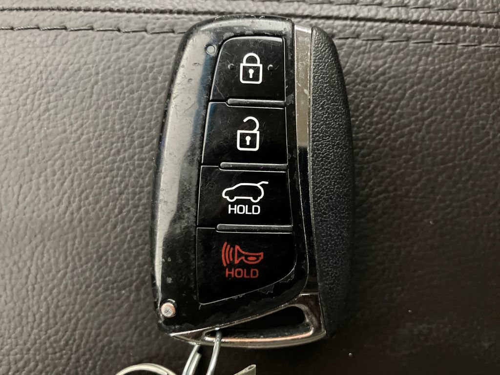 Used 2017 Hyundai Santa Fe Sport image 27