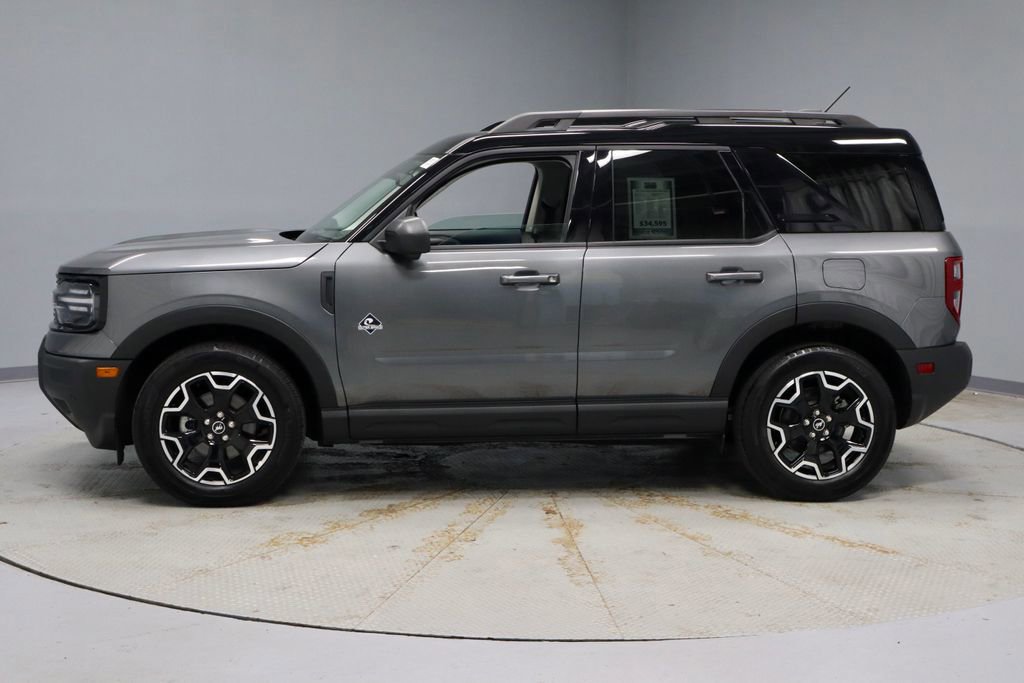 Certified 2025 Ford Bronco Sport Outer Banks w/ Outer Banks Tech Package+ AWD/4WD image 2