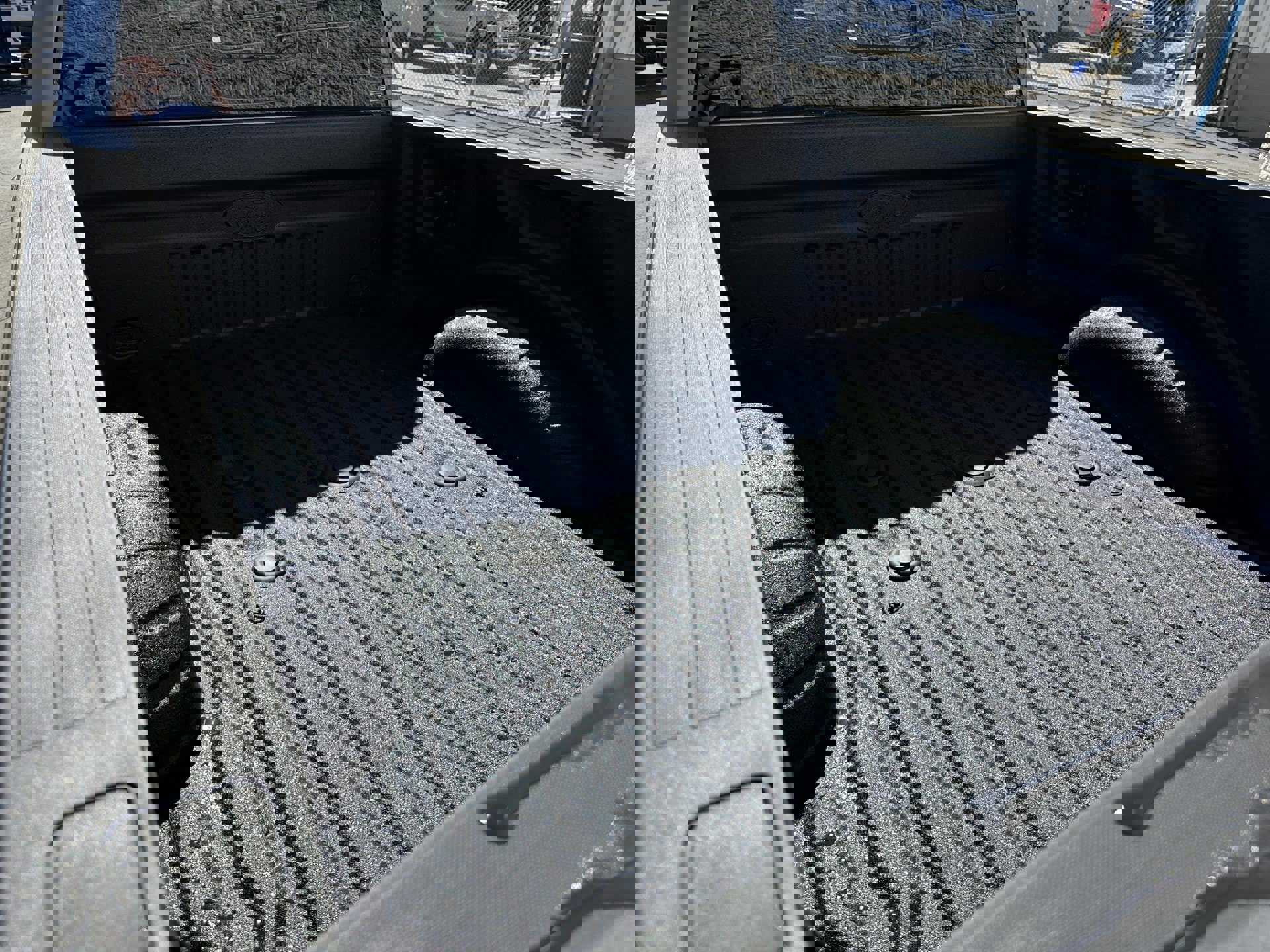 Certified 2022 Ford F350 Lariat w/ Tremor Off-Road Package image 8