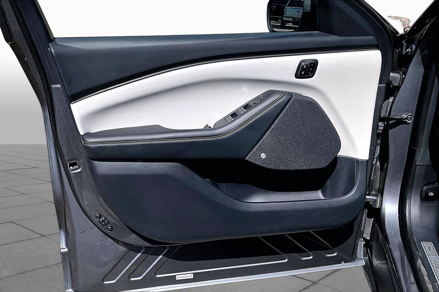 Certified 2023 Ford Mustang Mach-E Premium RWD image 21