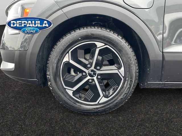 Used 2023 Kia Niro EX w/ EX Cold Weather Package image 18