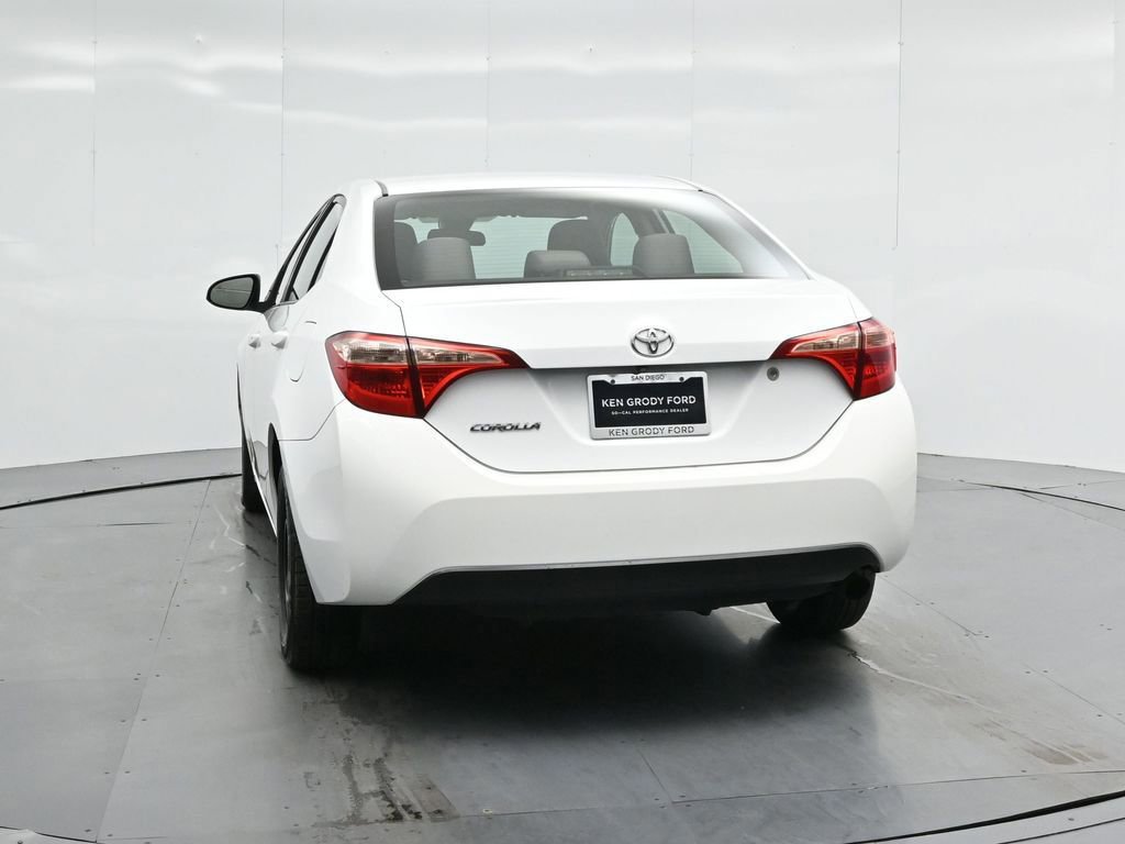 Used 2018 Toyota Corolla L image 16