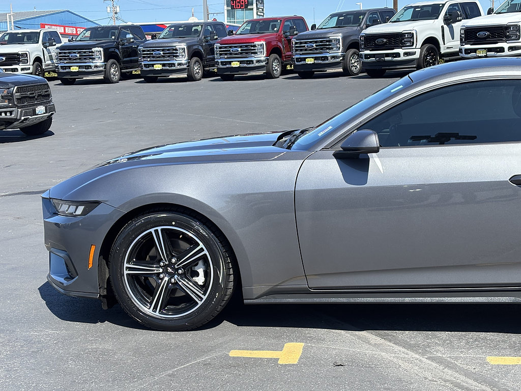 Certified 2024 Ford Mustang Coupe RWD image 10