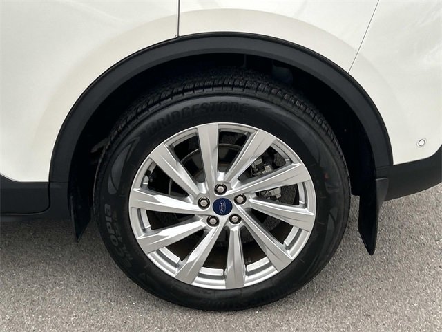 Certified 2022 Ford Escape Titanium w/ Titanium Elite Package image 12