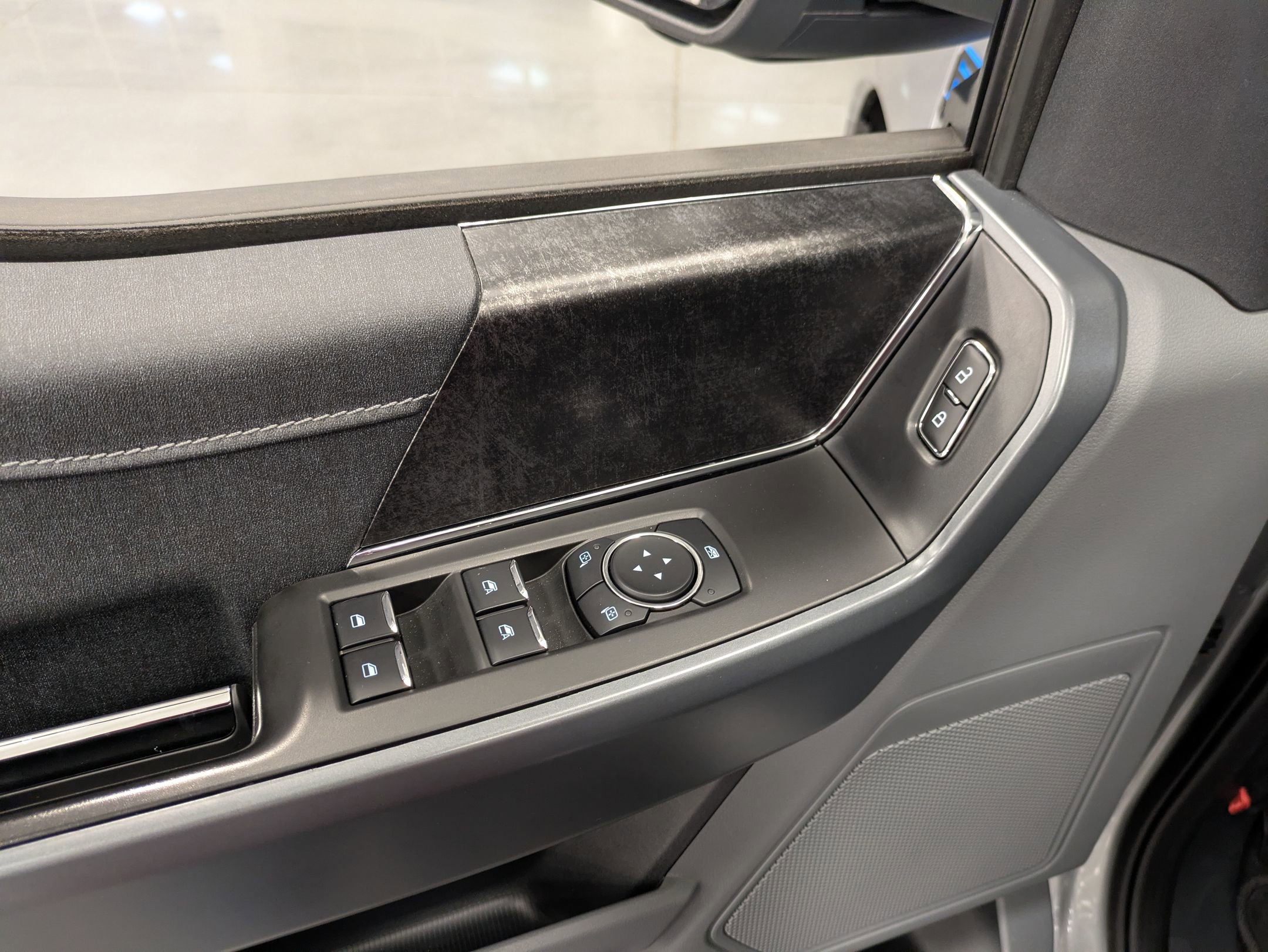 Certified 2024 Ford F150 Lightning XLT w/ Max Trailer Tow Package image 18