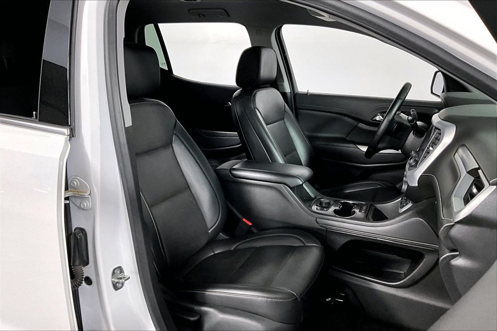 Used 2023 GMC Acadia SLT AWD/4WD image 7