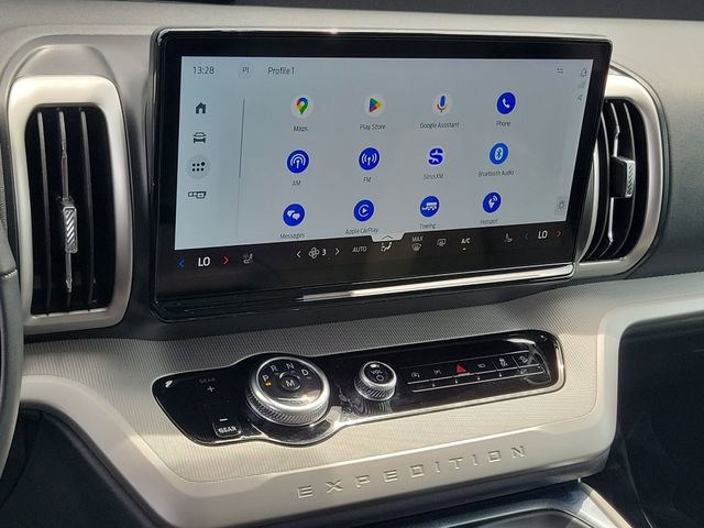 Certified 2025 Ford Expedition Max Active AWD/4WD image 8