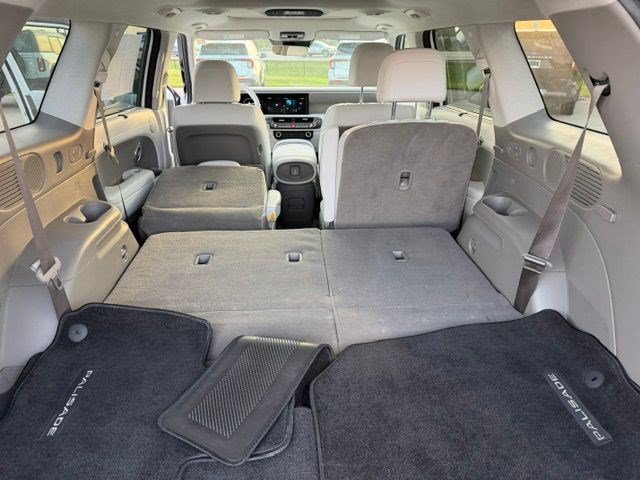 Used 2026 Hyundai Palisade Limited AWD/4WD image 41