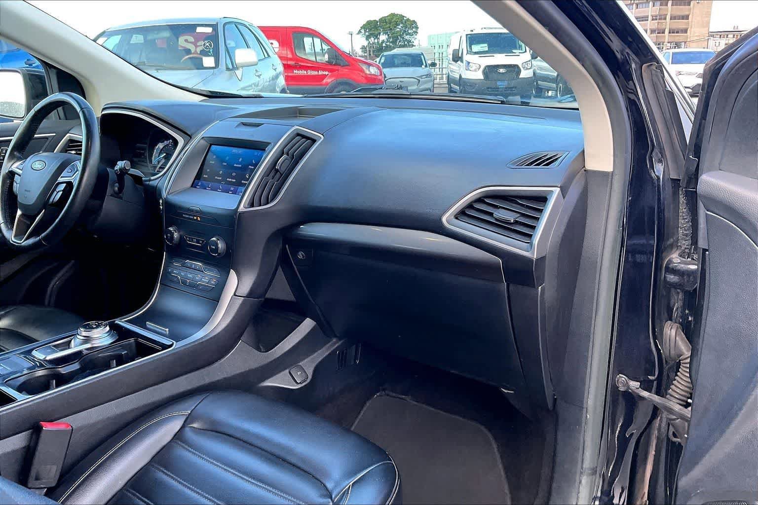 Certified 2020 Ford Edge SEL FWD image 23