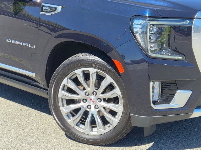 Used 2023 GMC Yukon Denali RWD image 9