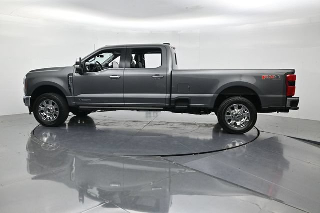 Certified 2025 Ford F250 Lariat w/ Lariat Ultimate Package AWD/4WD image 7