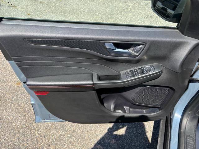 Certified 2024 Ford Escape ST-Line AWD/4WD image 9
