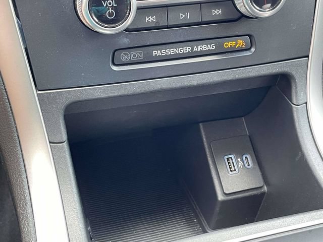 Certified 2021 Ford Edge SE FWD image 13