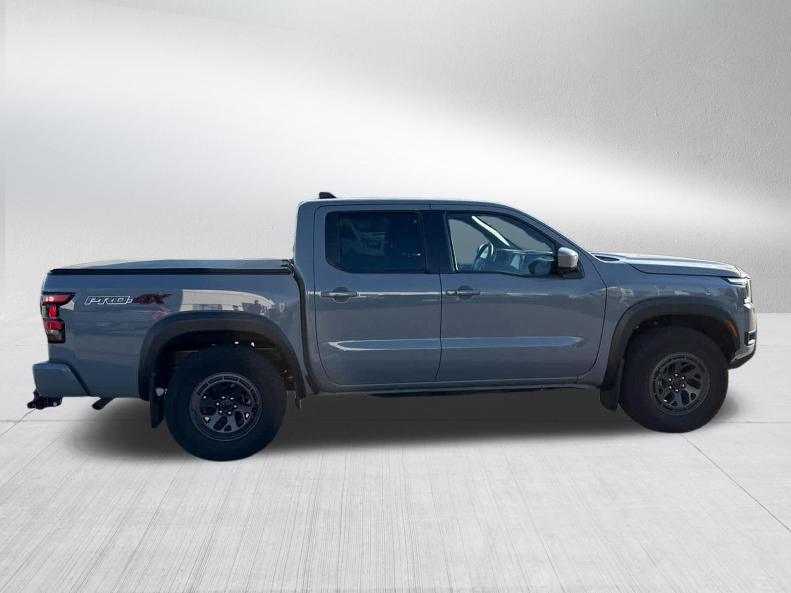 Used 2026 Nissan Frontier 4x4 Crew Cab image 8