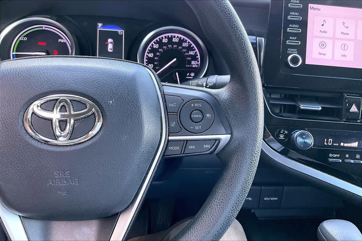 Used 2021 Toyota Camry LE FWD image 25