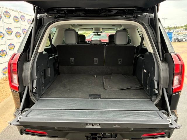 Certified 2025 Ford Expedition Max Active RWD image 6