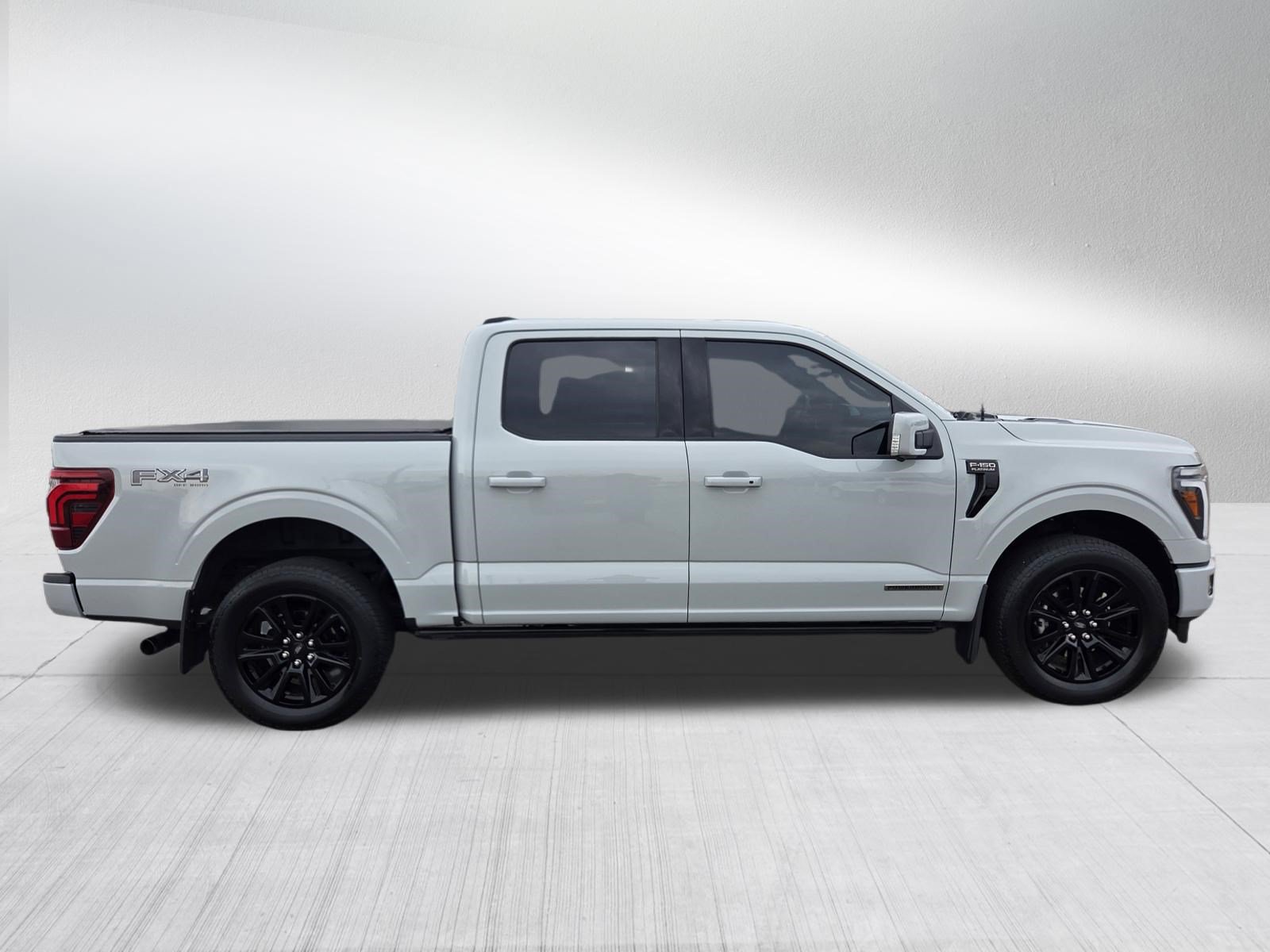 Certified 2024 Ford F150 Platinum w/ FX4 Off-Road Package AWD/4WD image 8