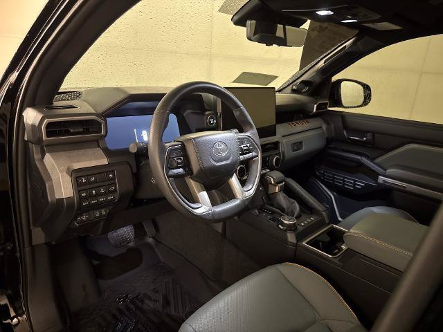 Used 2025 Toyota 4Runner Trailhunter AWD/4WD image 6