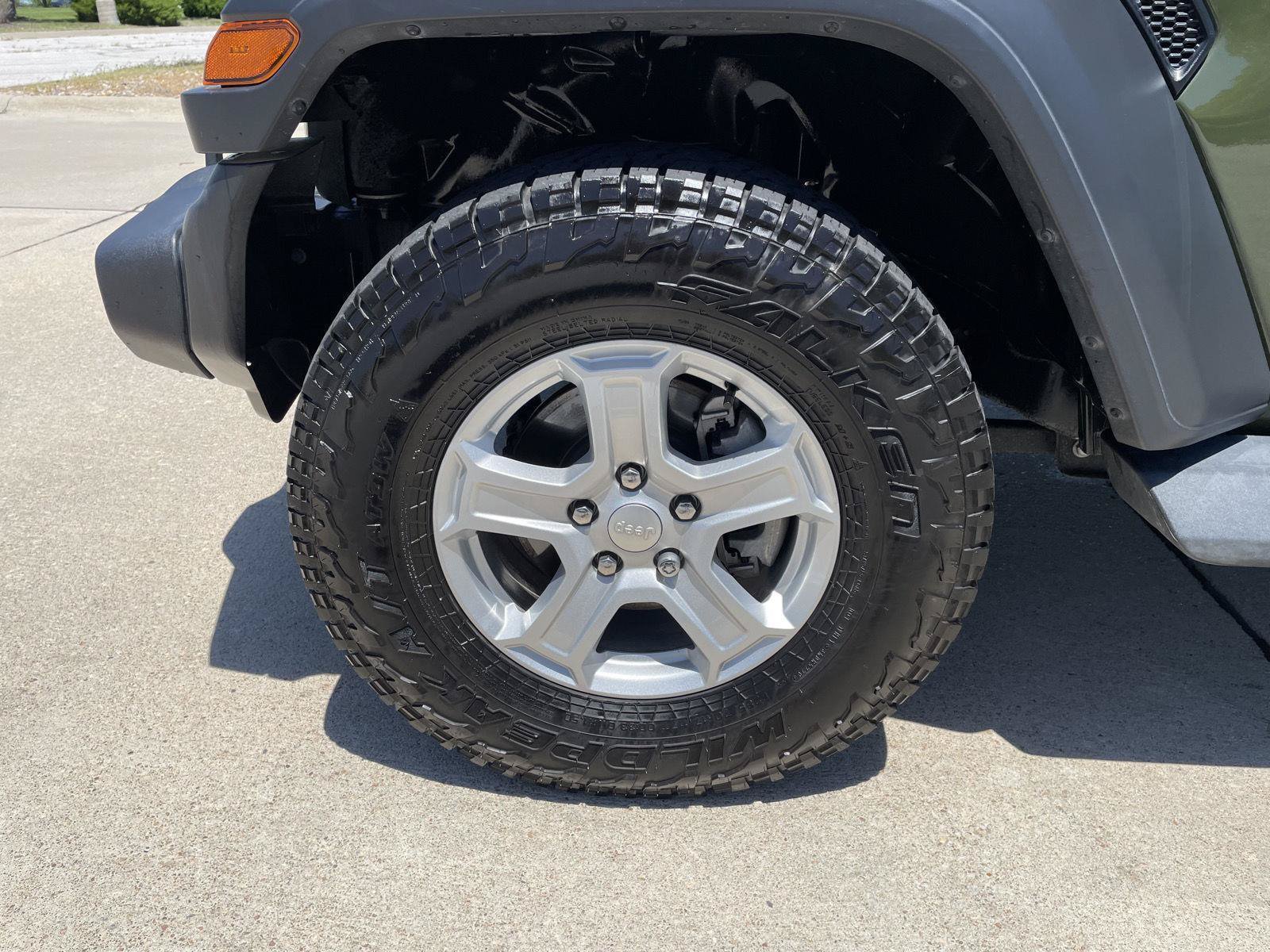Used 2021 Jeep Wrangler Sport AWD/4WD image 10