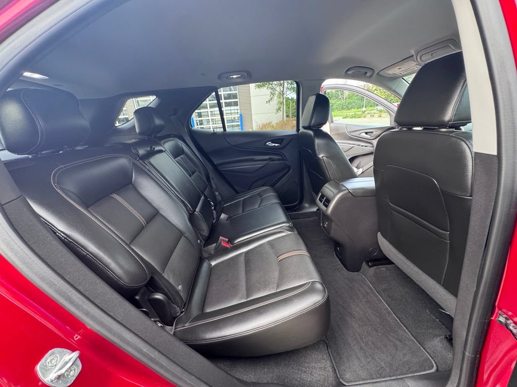 Used 2023 Chevrolet Equinox Premier AWD/4WD image 26