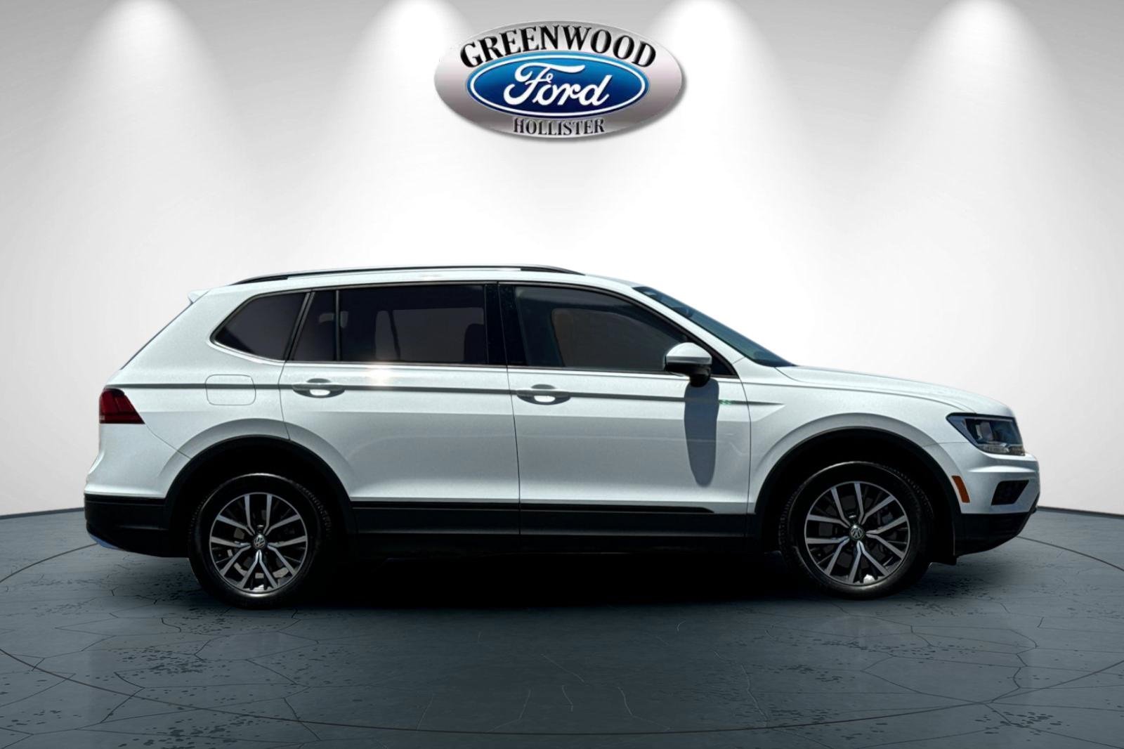 Used 2021 Volkswagen Tiguan S image 3