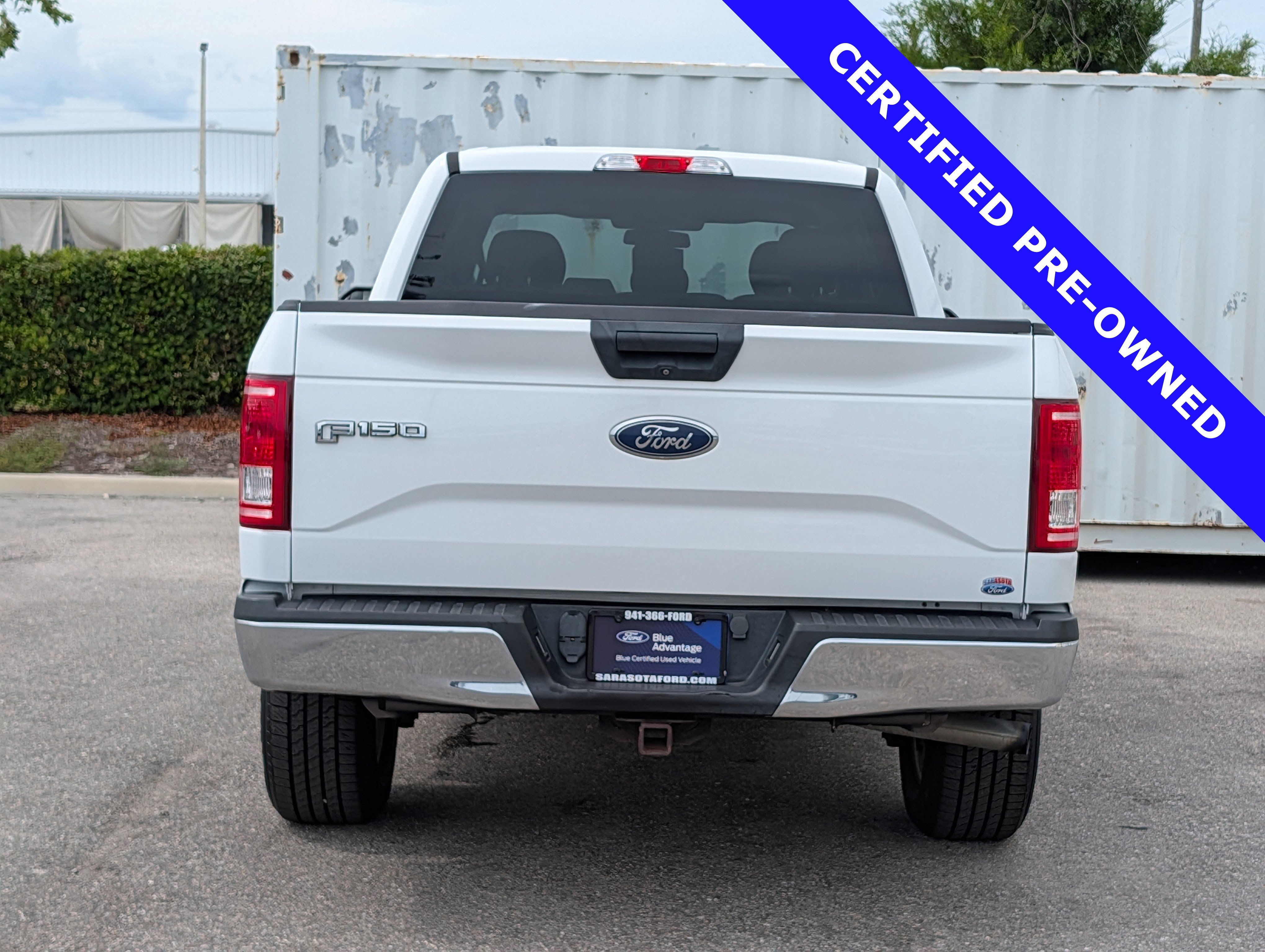 Certified 2017 Ford F150 XLT RWD image 5