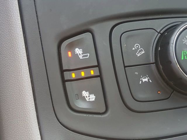 Used 2020 GMC Terrain SLT w/ Preferred Package FWD image 23