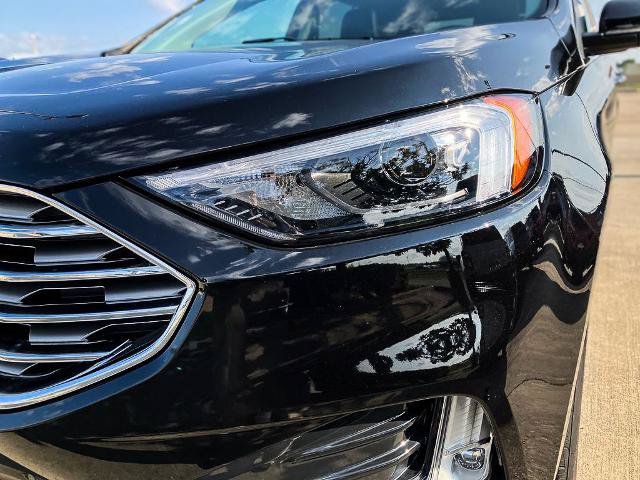 Certified 2024 Ford Edge Titanium AWD/4WD image 10
