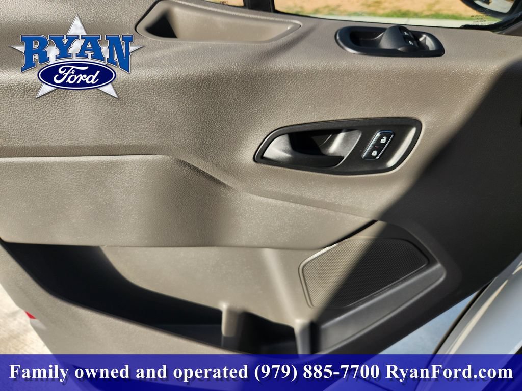 Certified 2024 Ford Transit 350 XLT RWD image 16