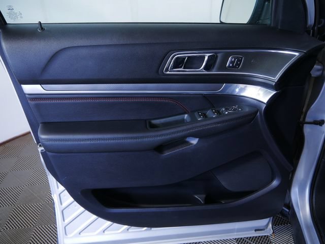 Certified 2019 Ford Explorer Sport w/ Equipment Group 401A AWD/4WD image 18