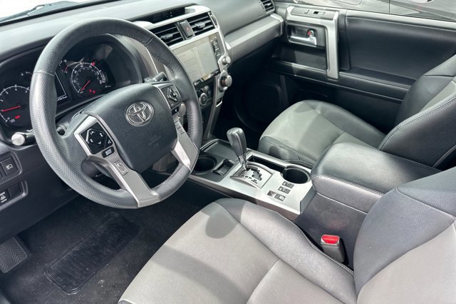 Used 2021 Toyota 4Runner SR5 Premium image 9