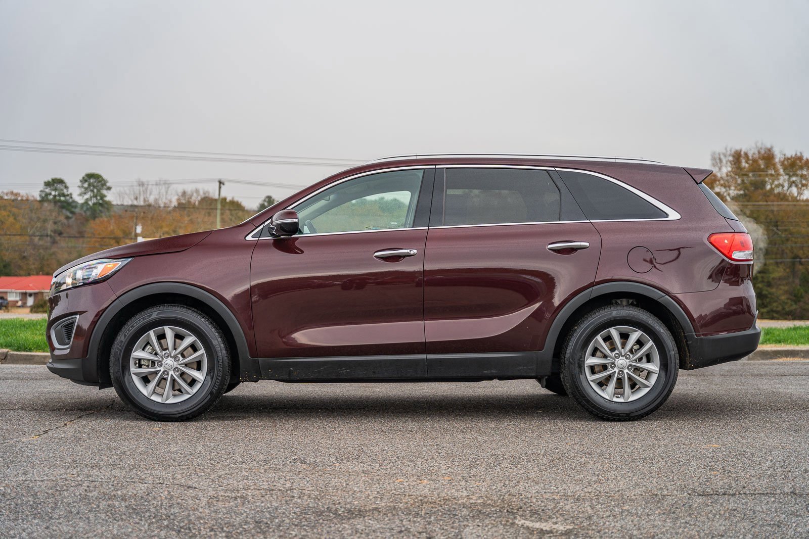 Used 2018 Kia Sorento LX image 2