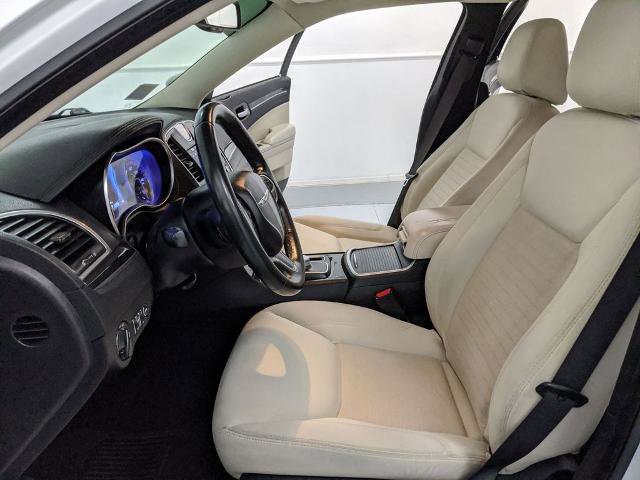 Used 2019 Chrysler 300 Touring w/ Sport Appearance Package RWD image 17