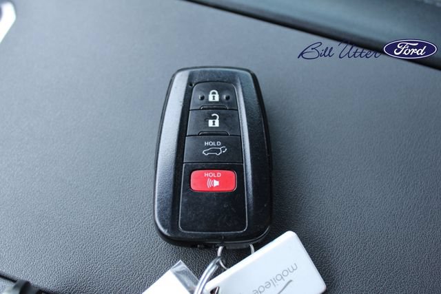 Used 2022 Toyota Highlander XSE FWD image 28
