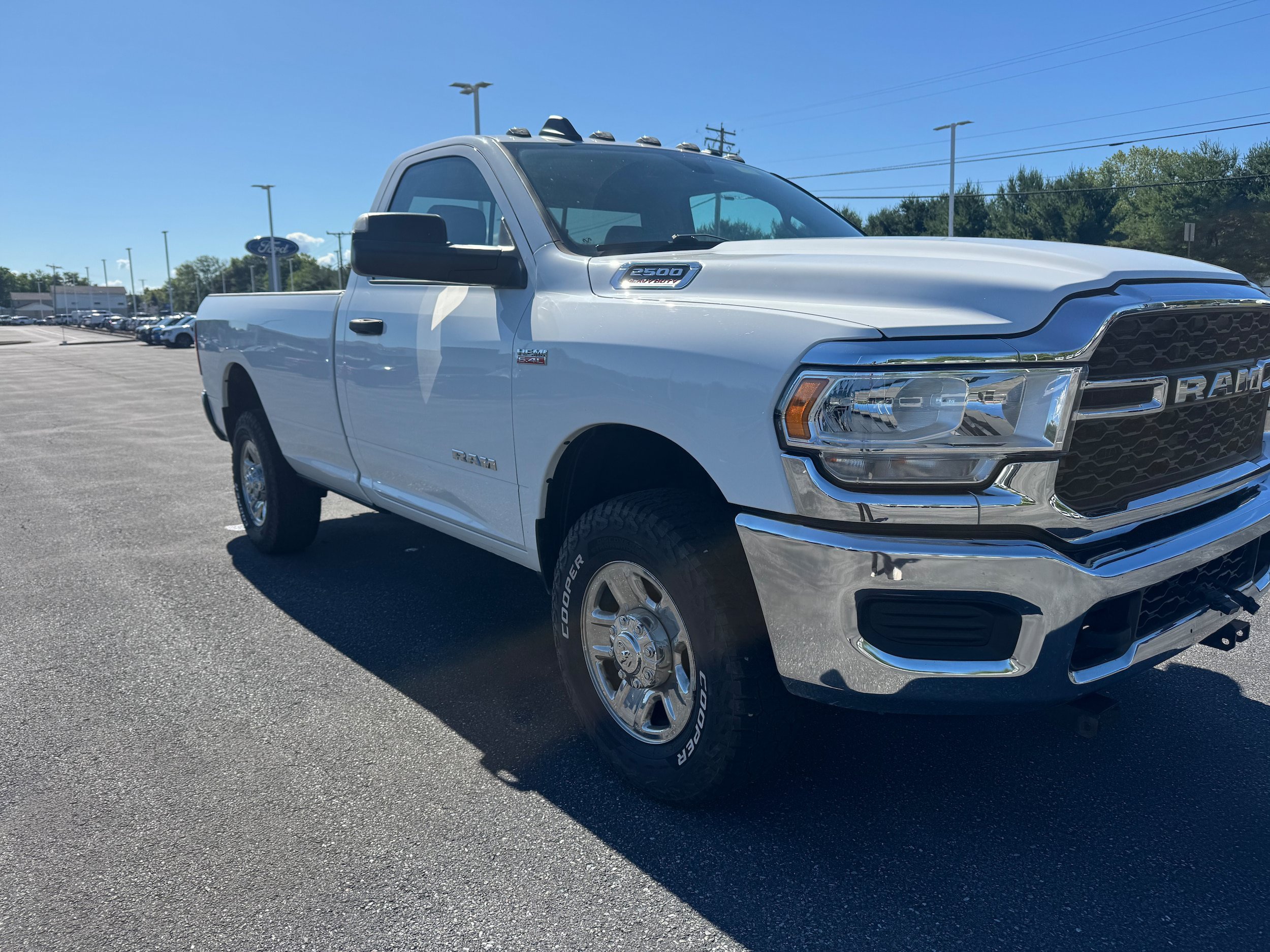 Used 2020 RAM 2500 Tradesman w/ Chrome Appearance Group AWD/4WD image 5