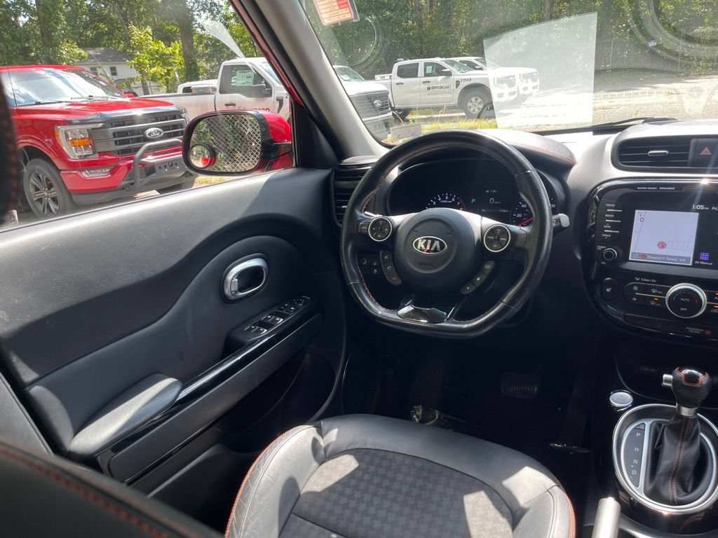 Used 2018 Kia Soul ! w/ Tech Package FWD image 9