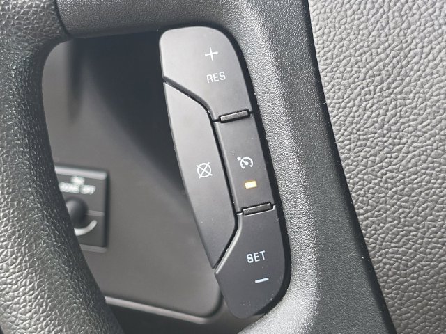 Used 2025 Chevrolet Express 2500 w/ Driver Convenience Package RWD image 27