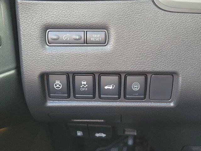 Used 2023 Nissan Murano Platinum w/ Cargo Package FWD image 7