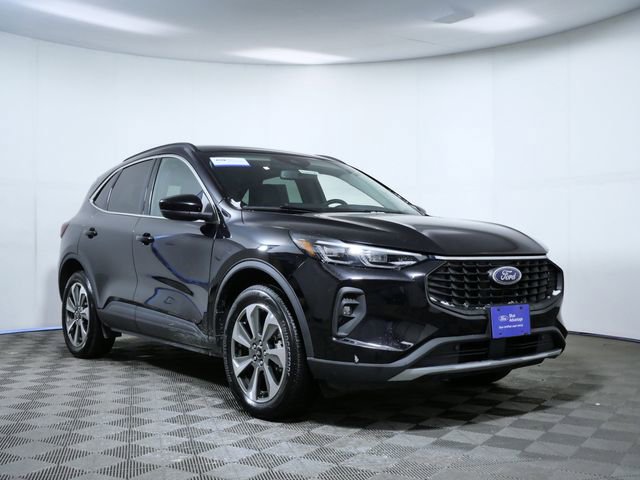 Certified 2025 Ford Escape Platinum