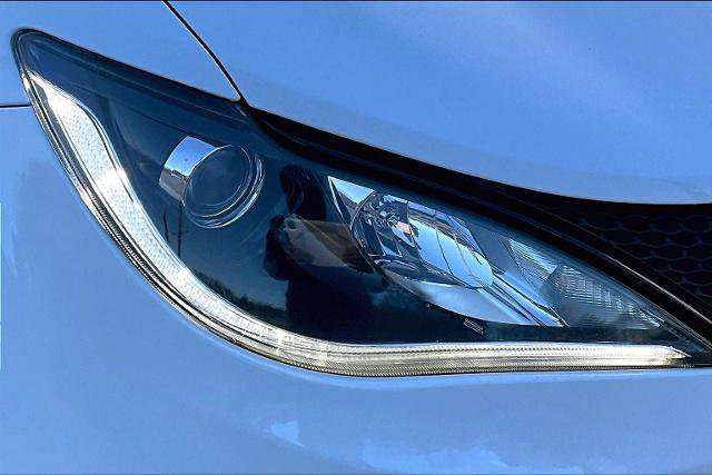 Used 2020 Chrysler Pacifica Limited w/ Advanced Safetytec Group image 33